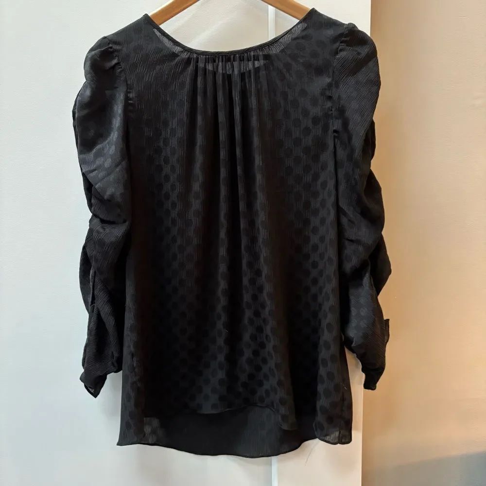Max Studio ruffle sleeve Black Women's Top size XL